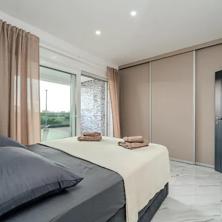 Lukas Apartamento